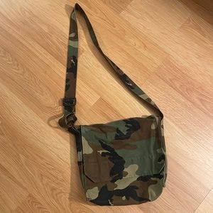 Army green camouflage satchel